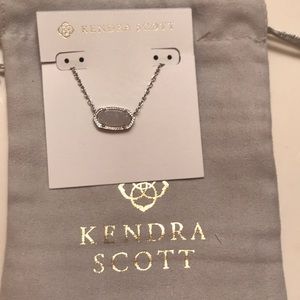 Kendra Scott necklace
